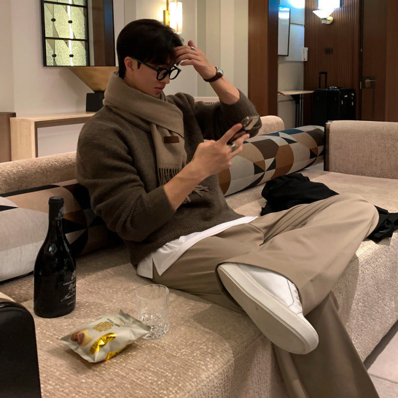 Round Neck Loose And Simple Pullover sweater Men