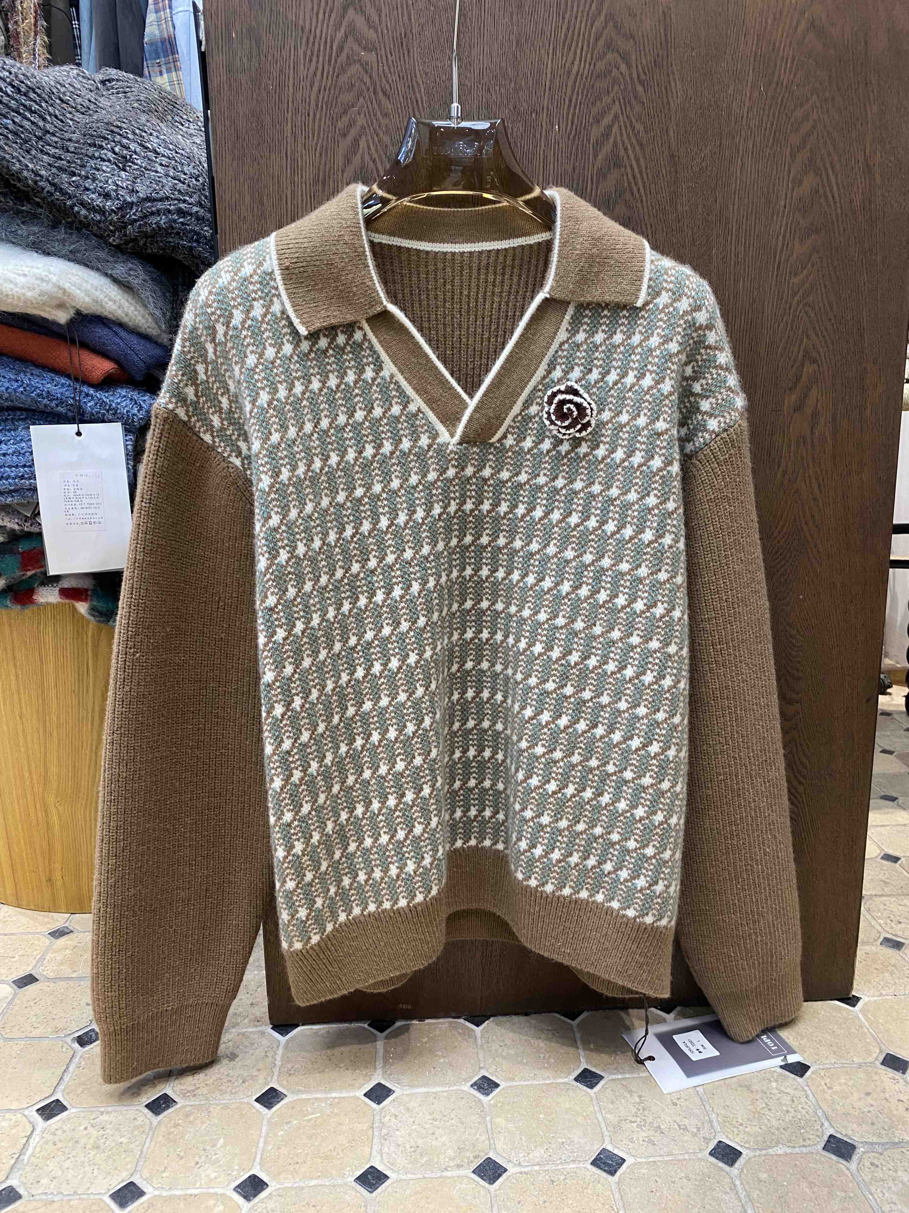 Stitching Contrast Color V-neck Houndstooth Sweater