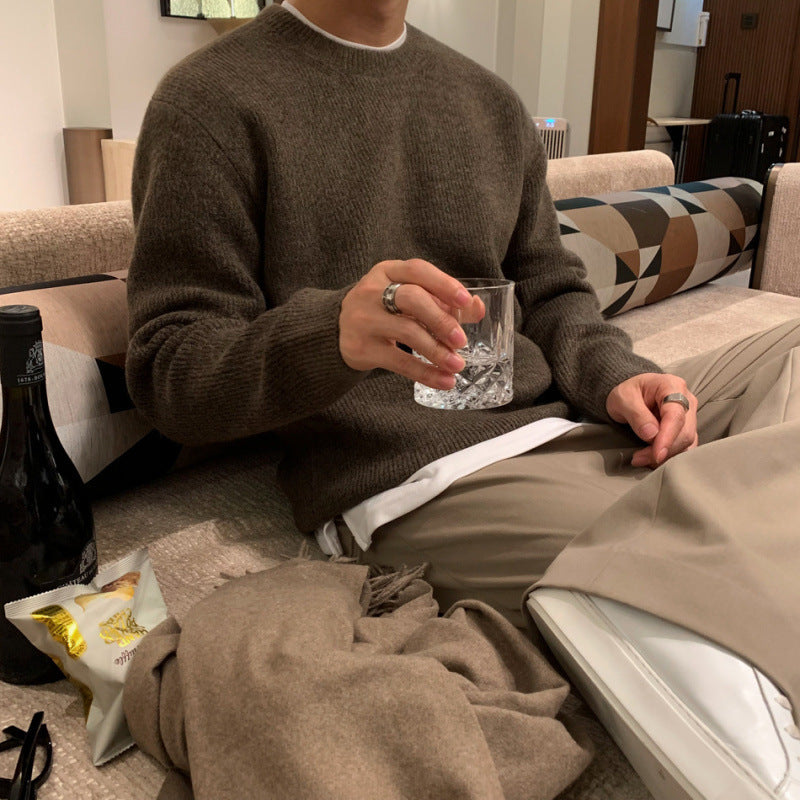 Round Neck Loose And Simple Pullover sweater Men