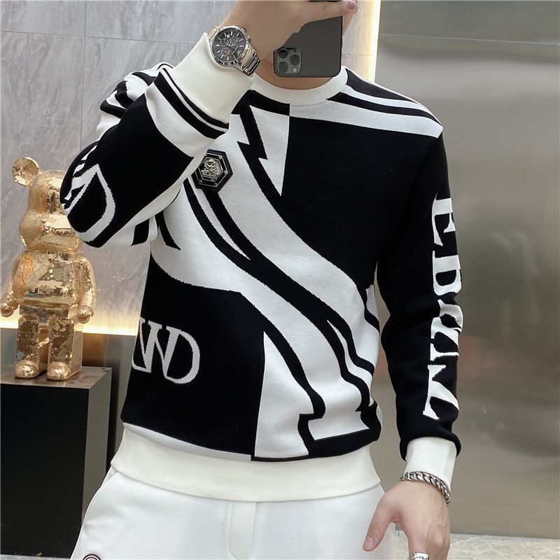 Contrast Color Round Neck Black And White Sweater For Men