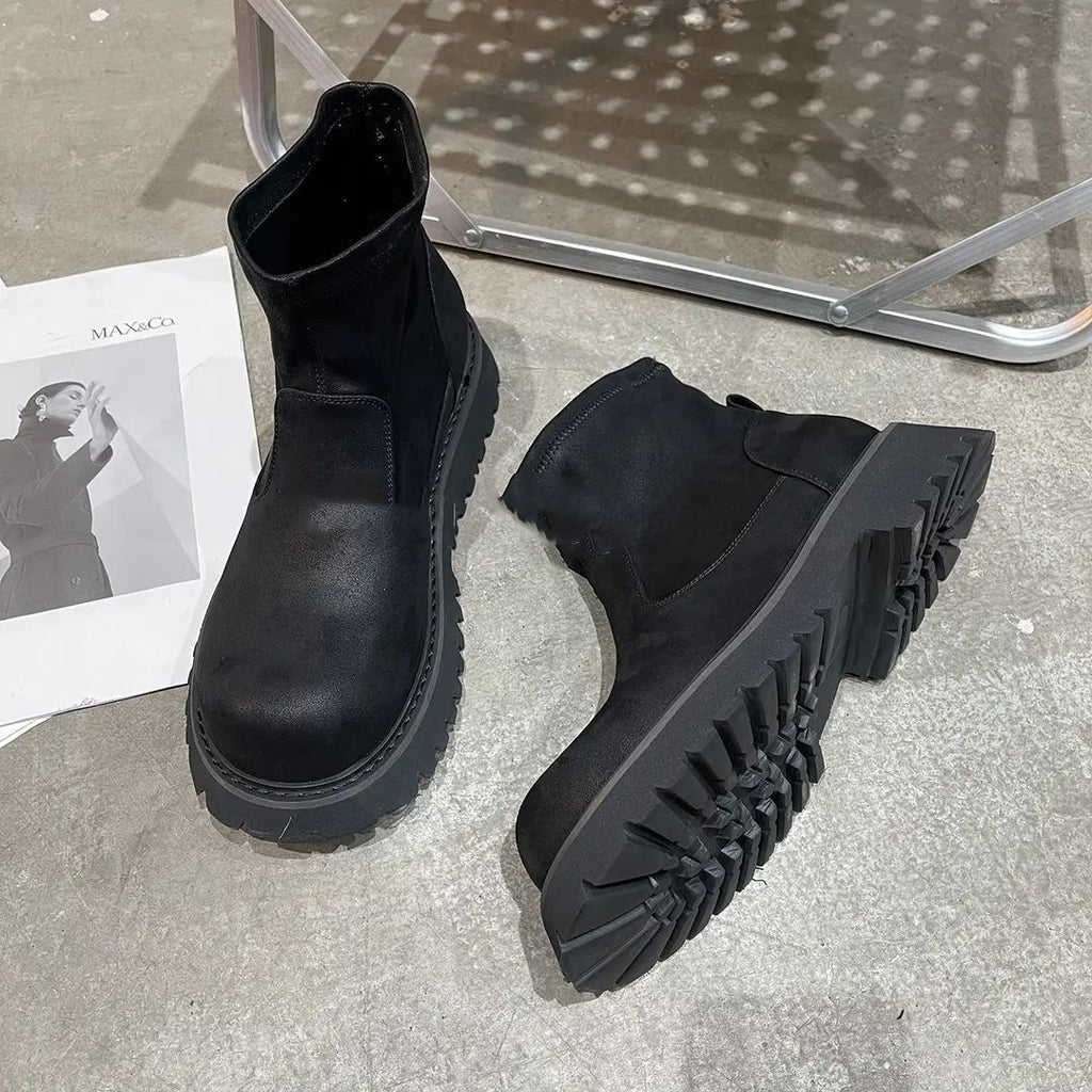 Men's Retro Distressed Suede Chelsea Boots