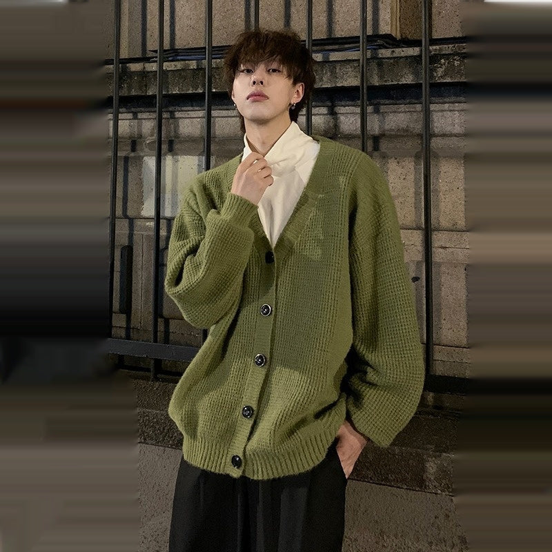 Retro Simple Solid Color And V-neck Men's Knitting Sweater